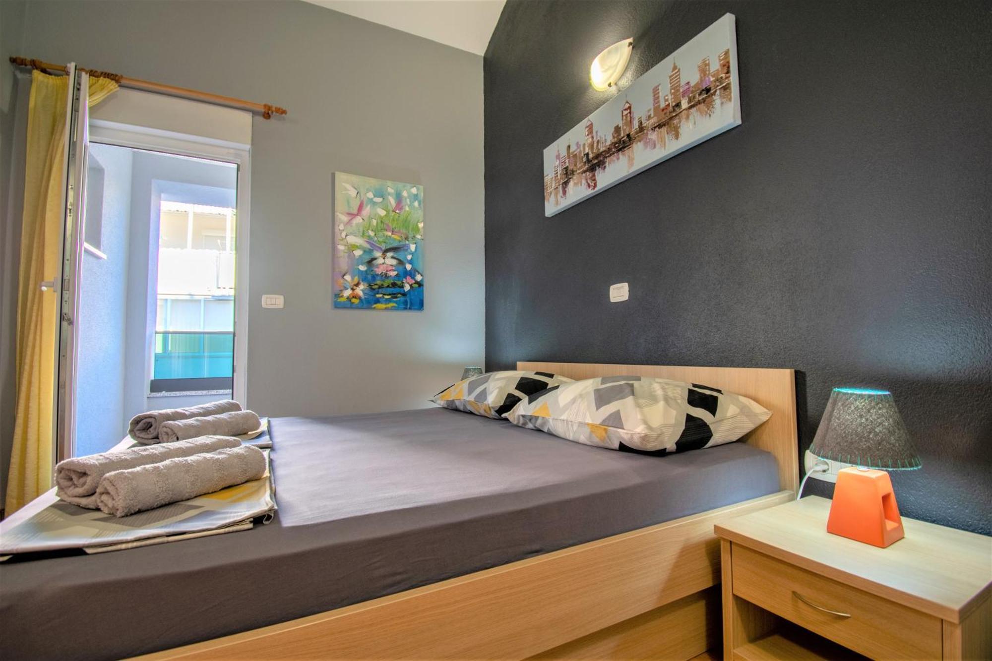 Apartments Hudovernik 巴什卡沃达 外观 照片